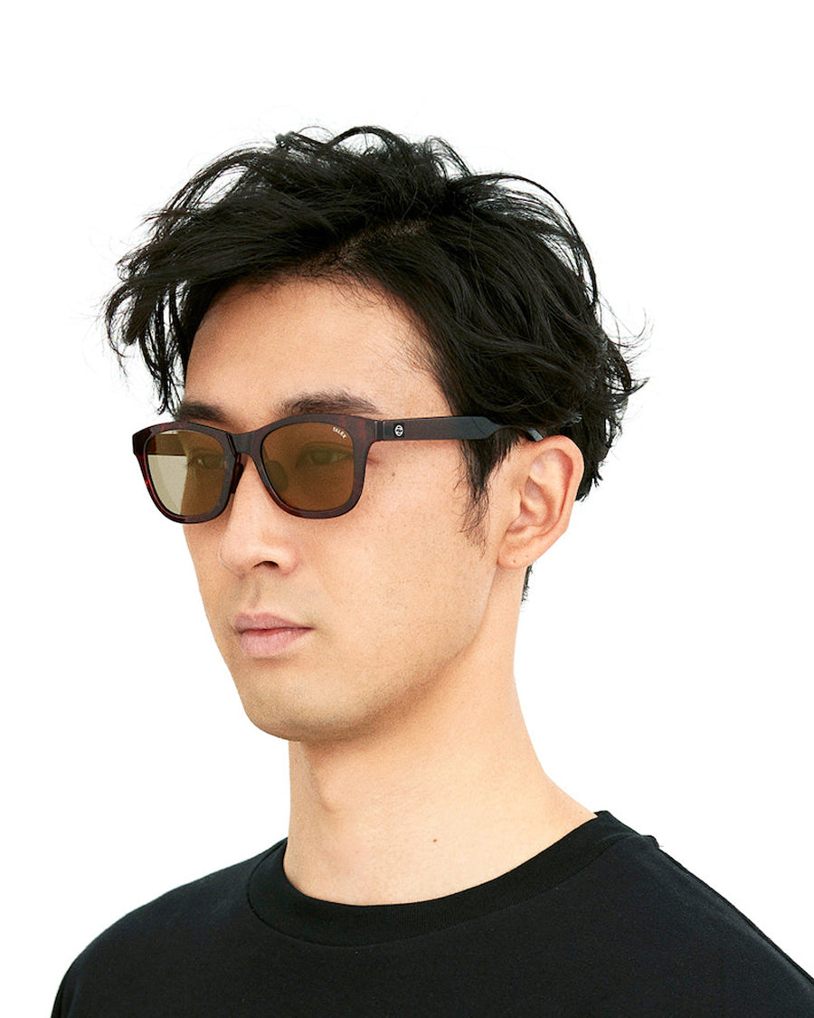 OZNIS | オズニス / FLAT04 -LUSTER BROWN – TALEX online store