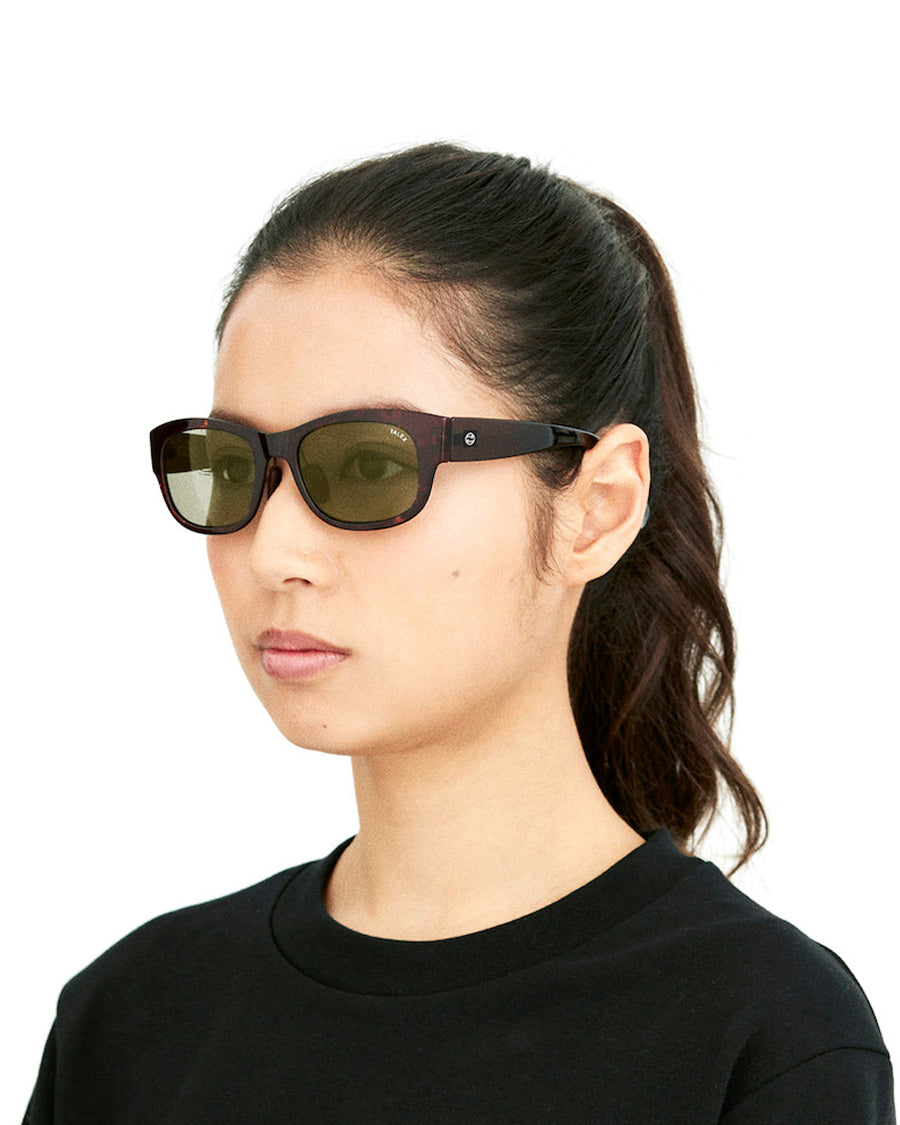 OZNIS | オズニス / FLAT05 -TRUEVIEW SPORTS – TALEX online store