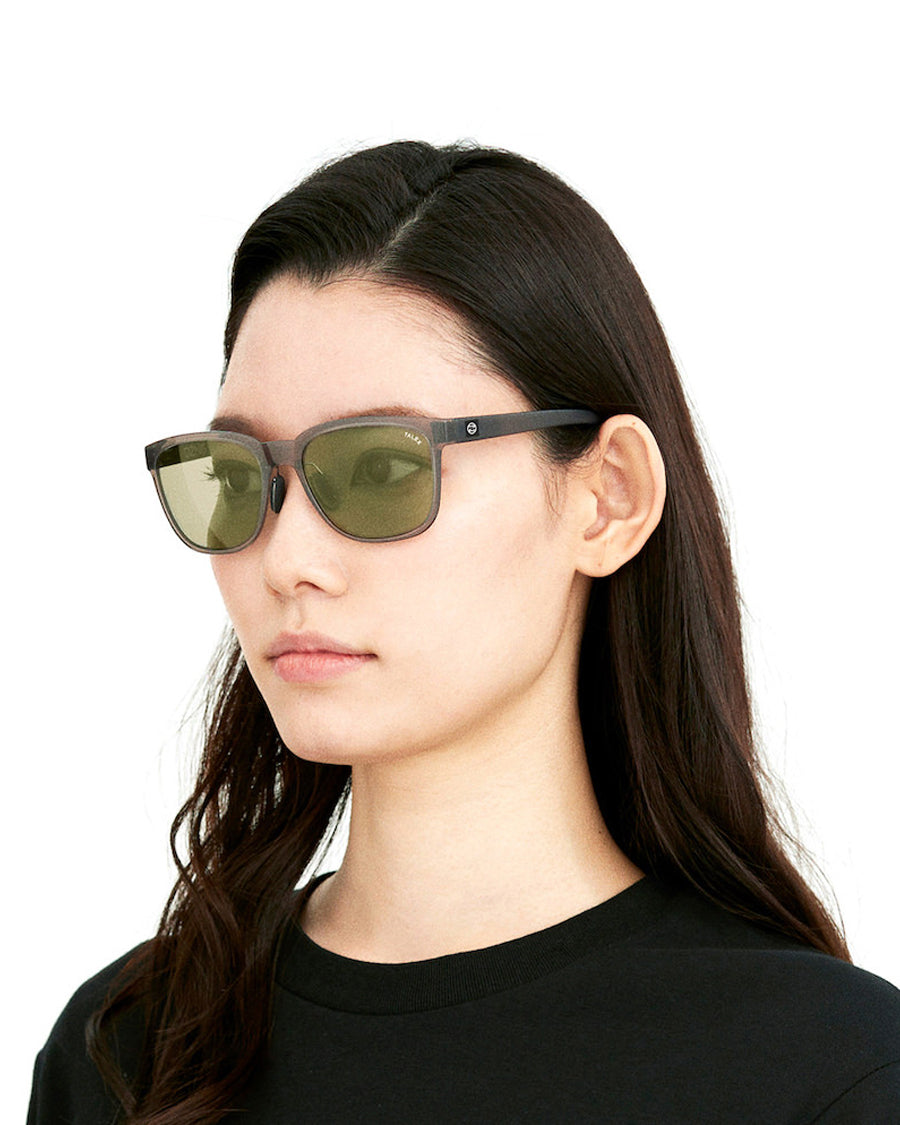 OZNIS | オズニス / FLAT18 -EASE GREEN – TALEX online store