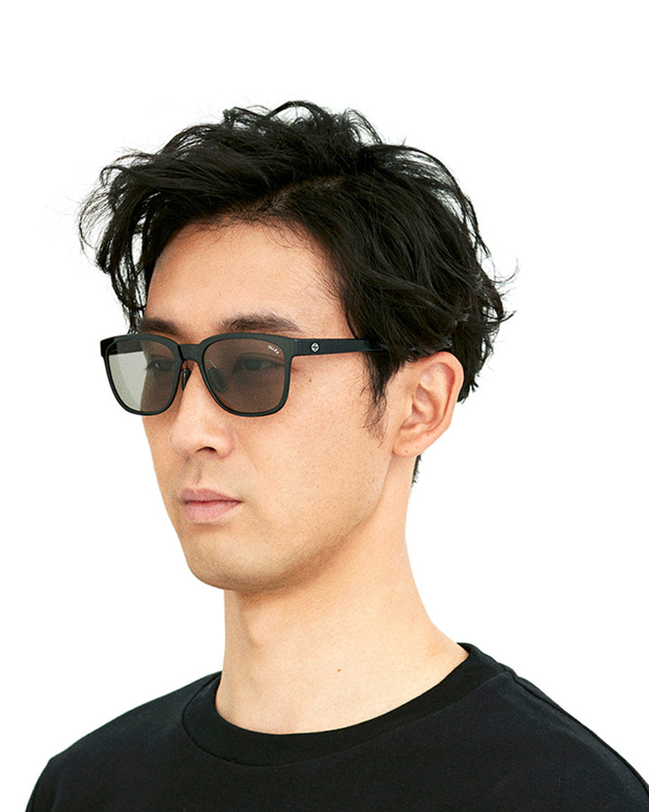 OZNIS | オズニス / FLAT18 -TRUEVIEW® – TALEX online store