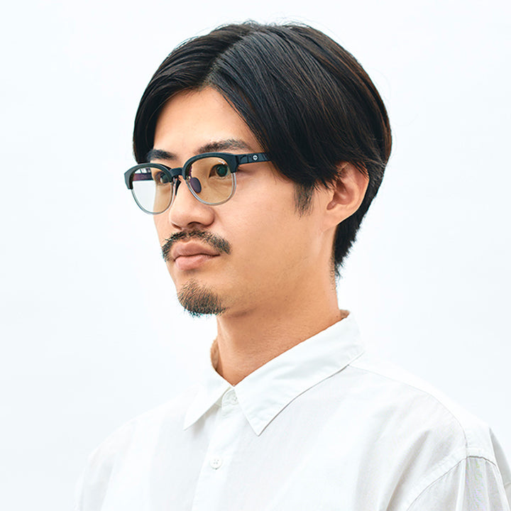 mag02_gbk_cgr_mob_side_m_c4a66