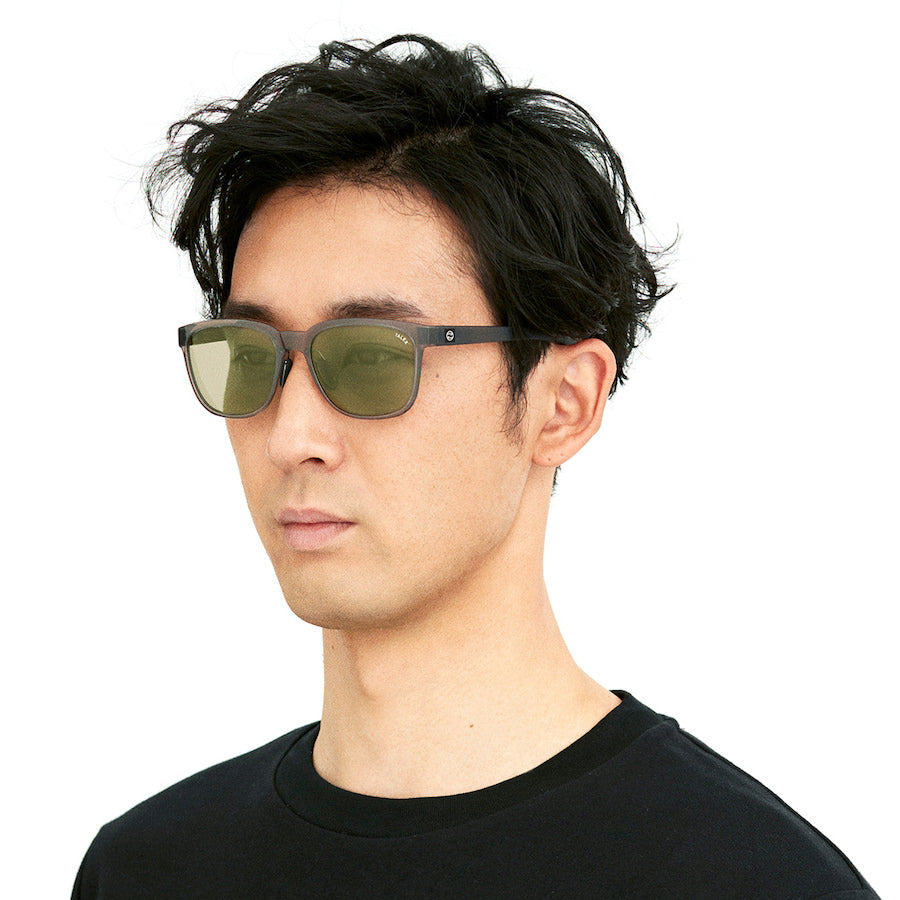 OZNIS | オズニス / FLAT18 -EASE GREEN – TALEX online store