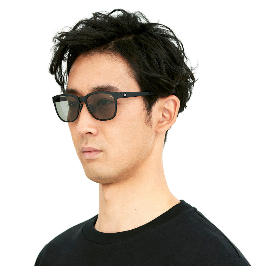 OZNIS | オズニス / FLAT18 -TRUEVIEW® – TALEX online store